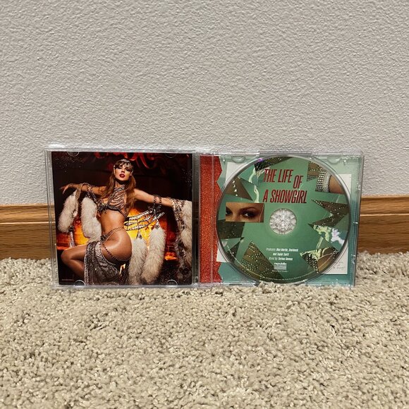 Taylor Swift The Life of a Showgirl CD - Picture 2 of 3